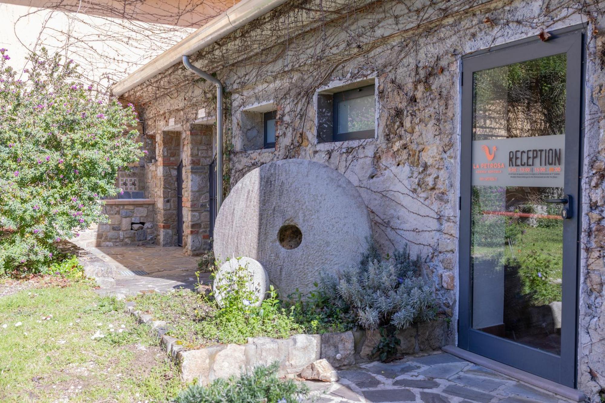 Agriturismo La Petrosa Ceraso Exterior photo
